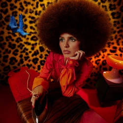 Изображение исполнителя Zivert